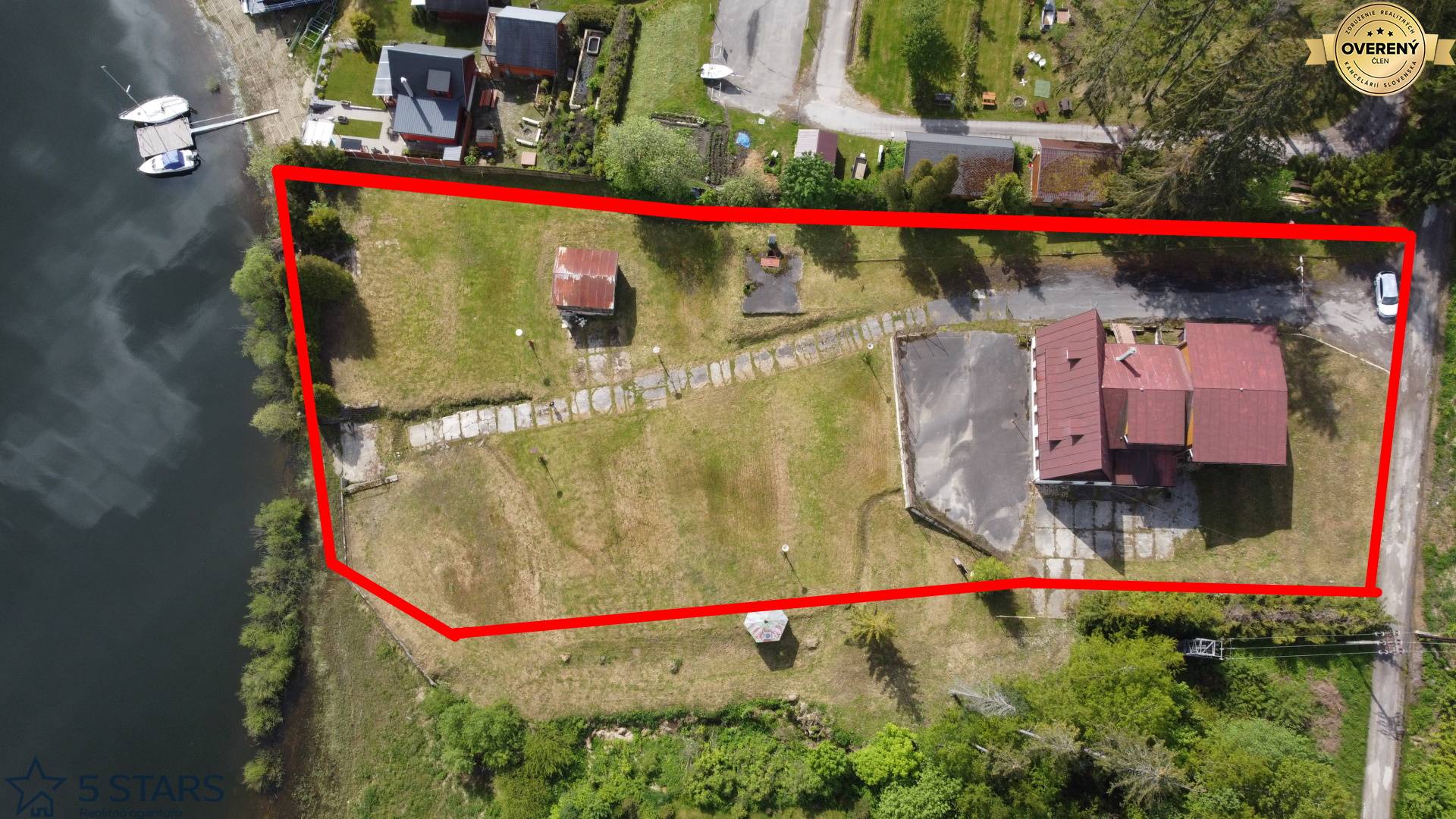 3predaj chata s pozemkom 4650 m2 na oravskej priehrade 30.JPG