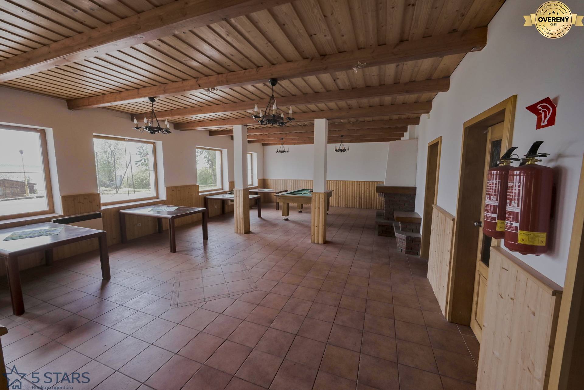 predaj chata s pozemkom 4650 m2 na oravskej priehrade 22.jpg