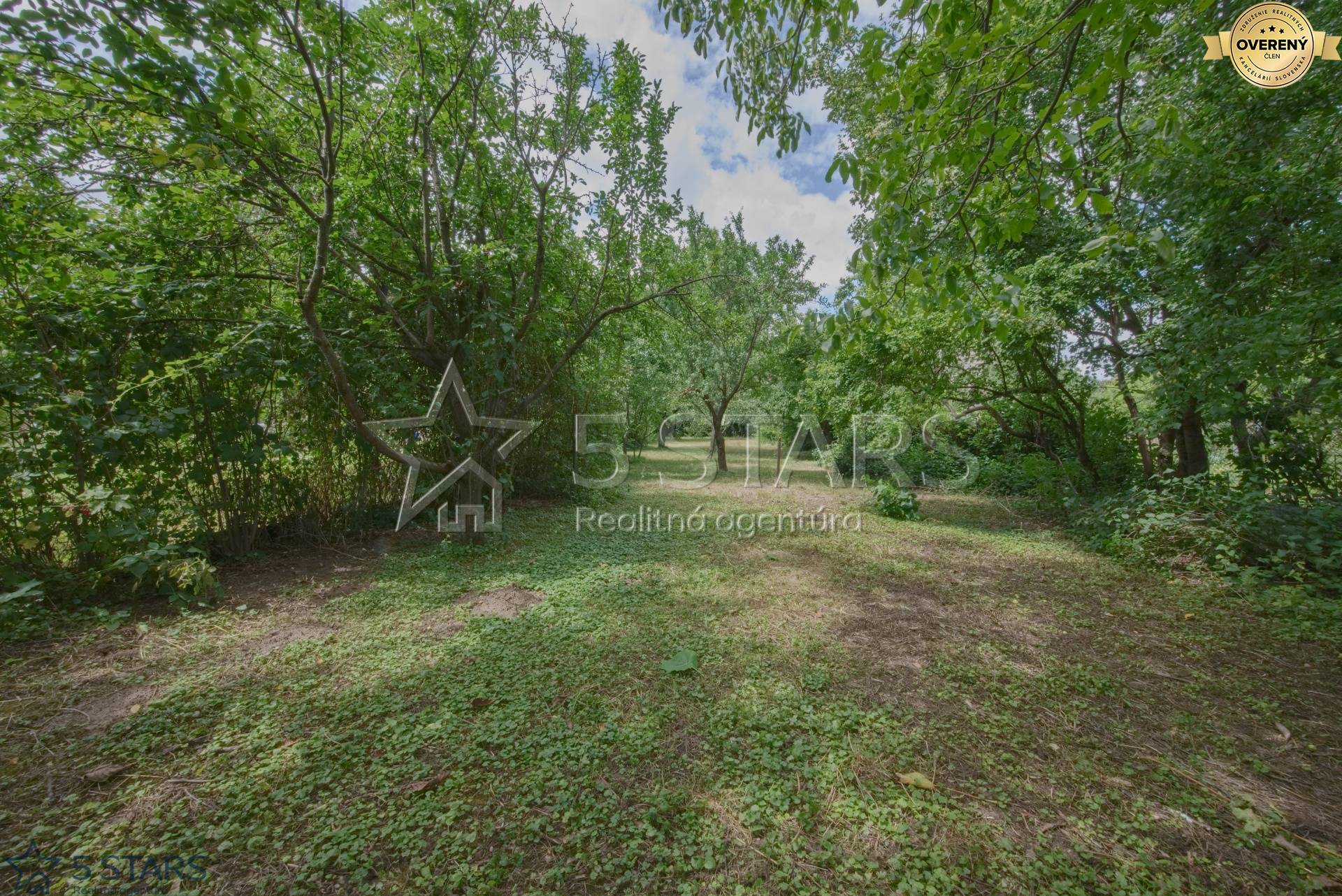 RD-castkovce-povodny stav-pozemok 1017m2-pozemok-obr10.jpg