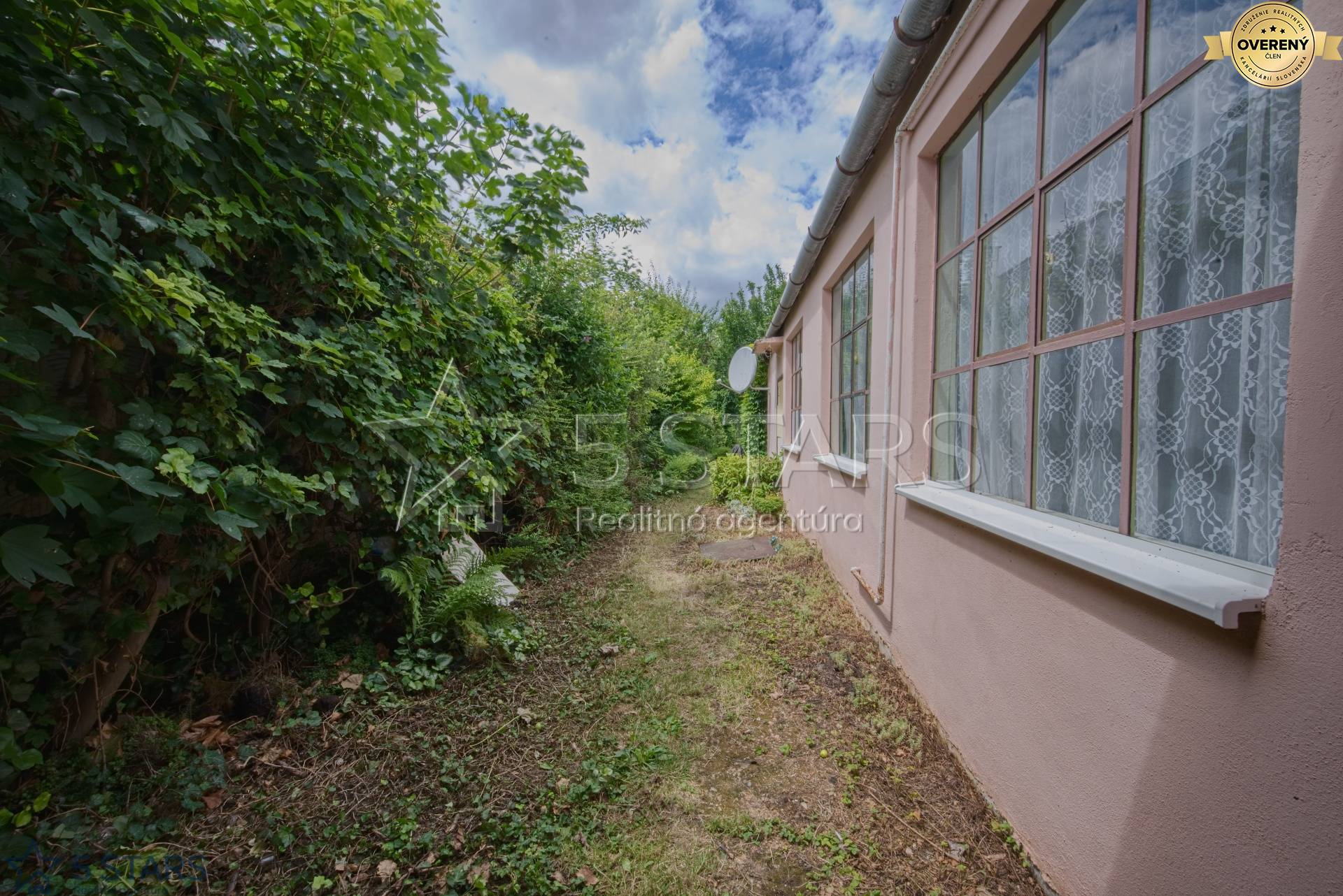 RD-castkovce-povodny stav-pozemok 1017m2-pozemok-obr8.jpg