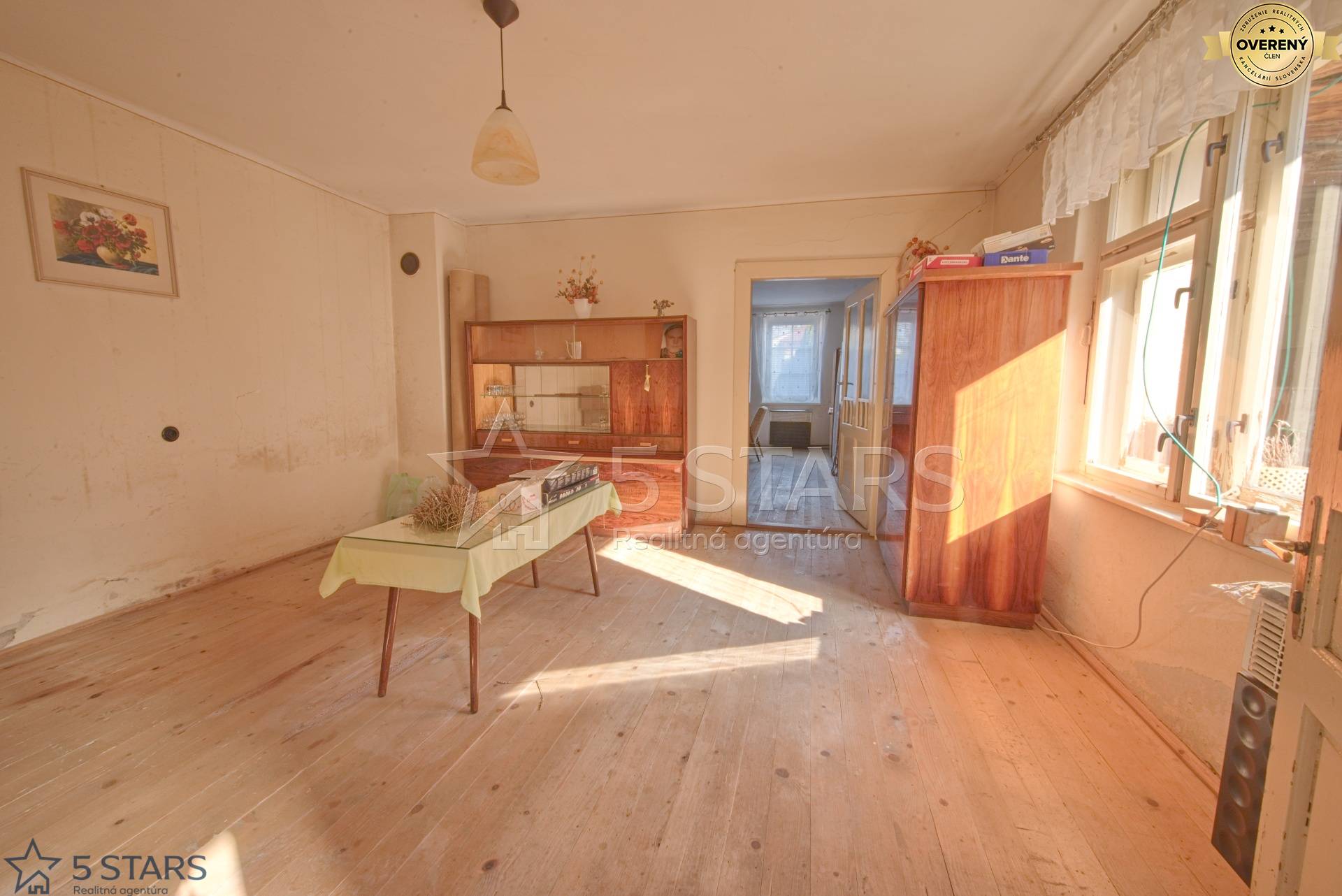 rd-predaj-cachtice-povodny stav-pozemok 1724m2-izba-9.jpg