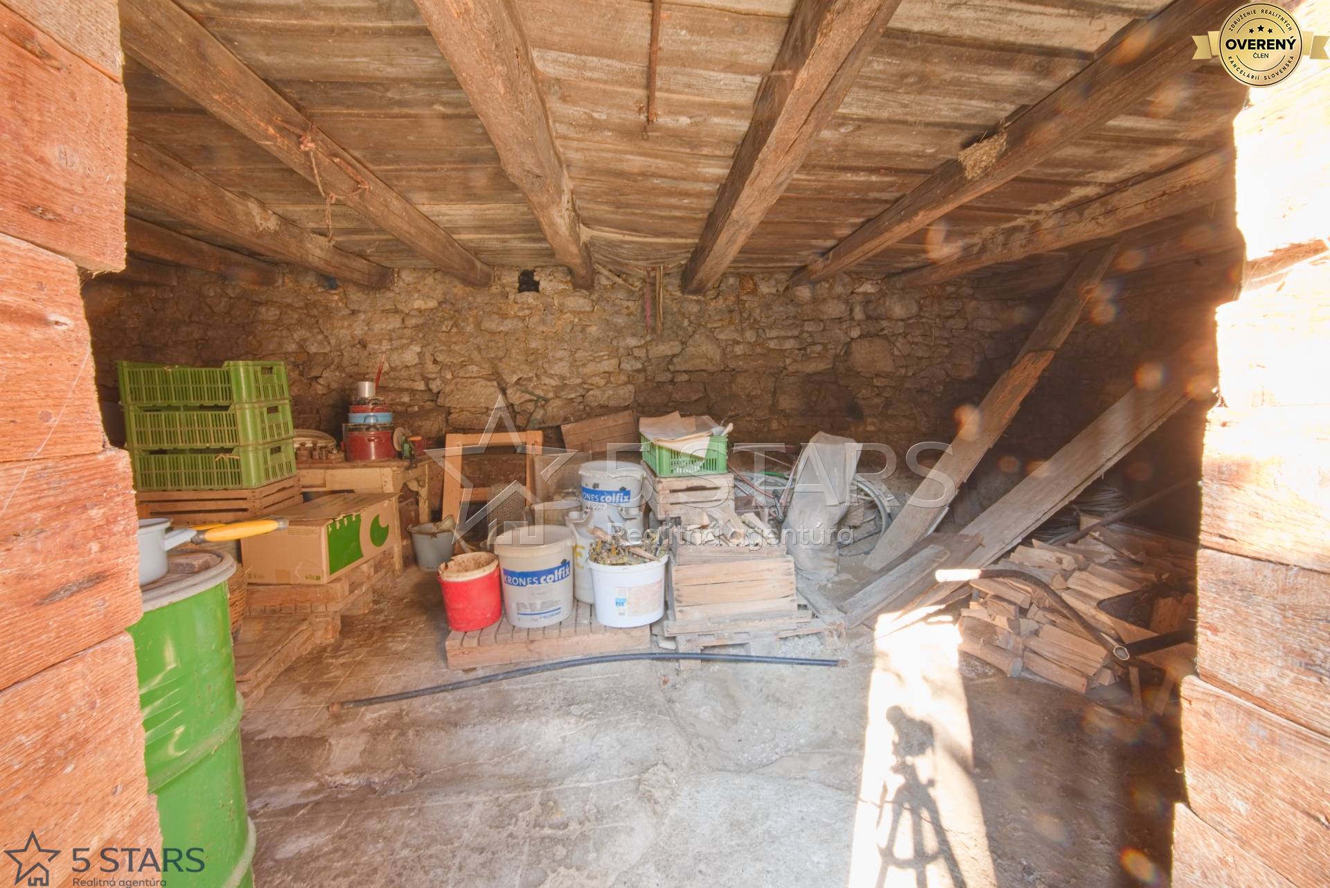 rd-predaj-cachtice-povodny stav-pozemok 1724m2-kolna-15.jpg