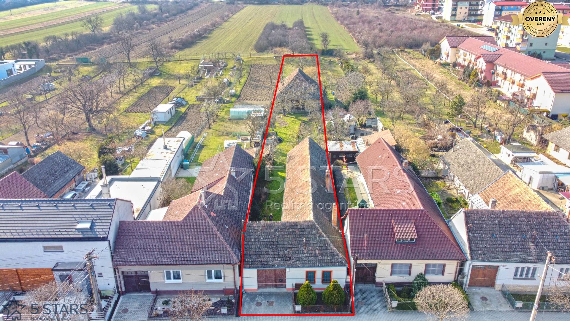 rd-predaj-cachtice-povodny stav-pozemok 1724m2-dron-3.JPG