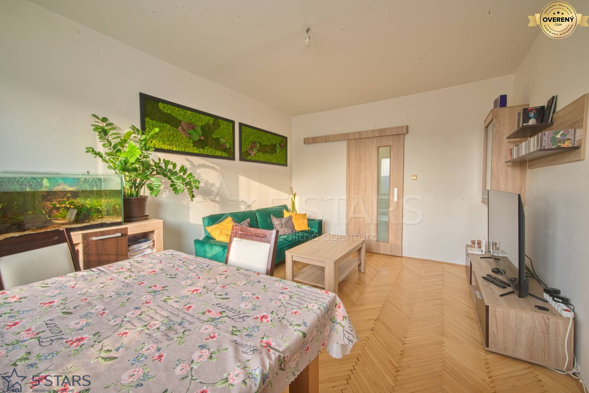 3izbovybyt-novadubnica-slnecny-dobrá dispozicia-obyvacia-14.jpg