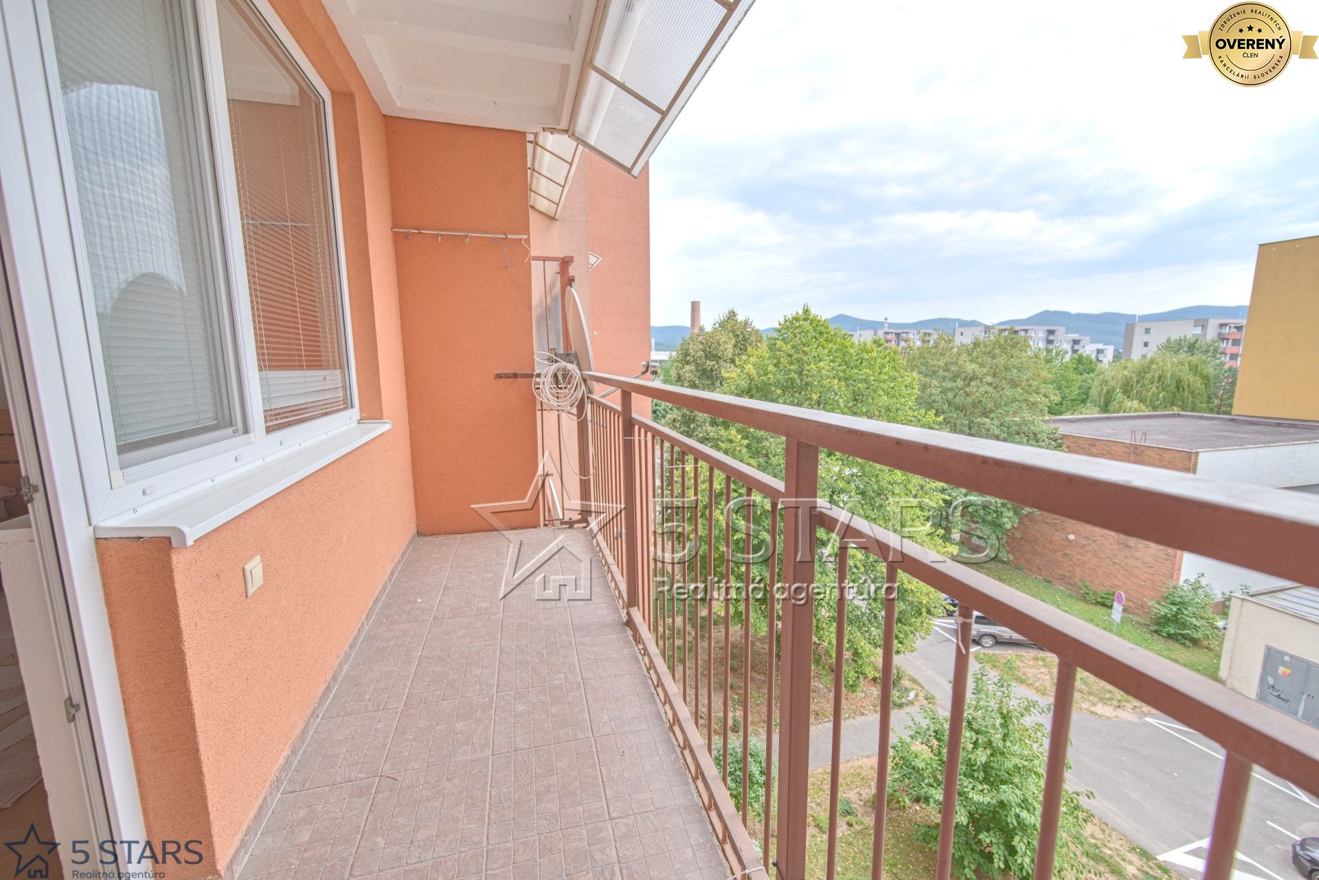 3izbovybyt-trencin-slnecny-dobrá dispozicia-balkon-8.jpg
