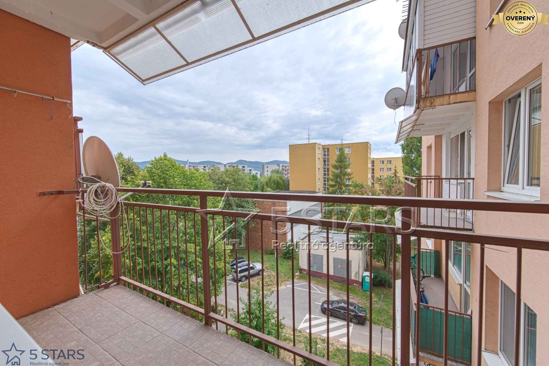 3izbovybyt-trencin-slnecny-dobrá dispozicia-balkon-7.jpg