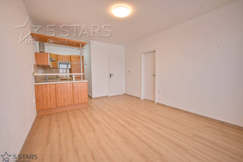 2izbovy byt-predaj-nove mesto nad vahom-10.jpg